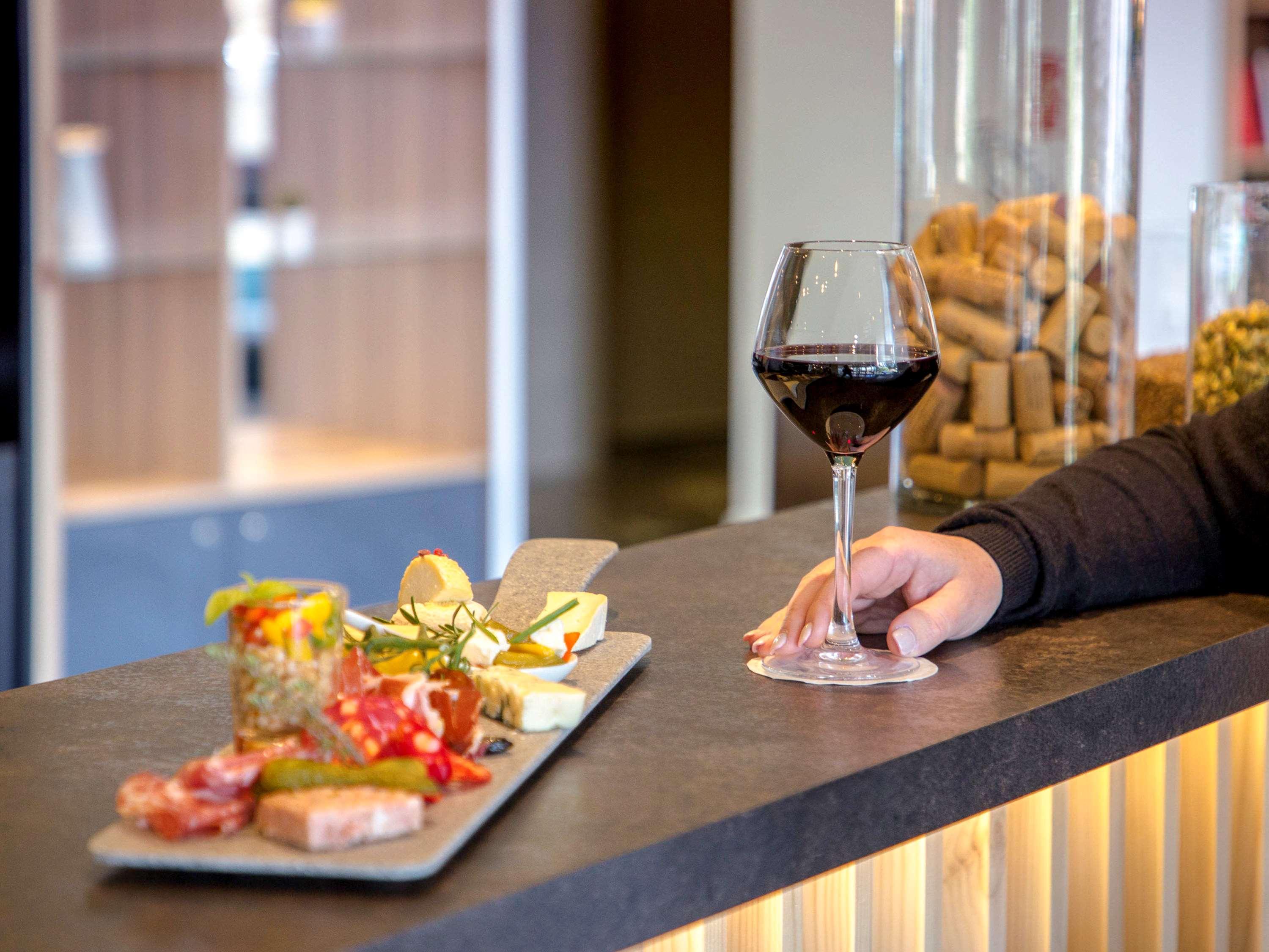 Mercure Кавайон Екстериор снимка