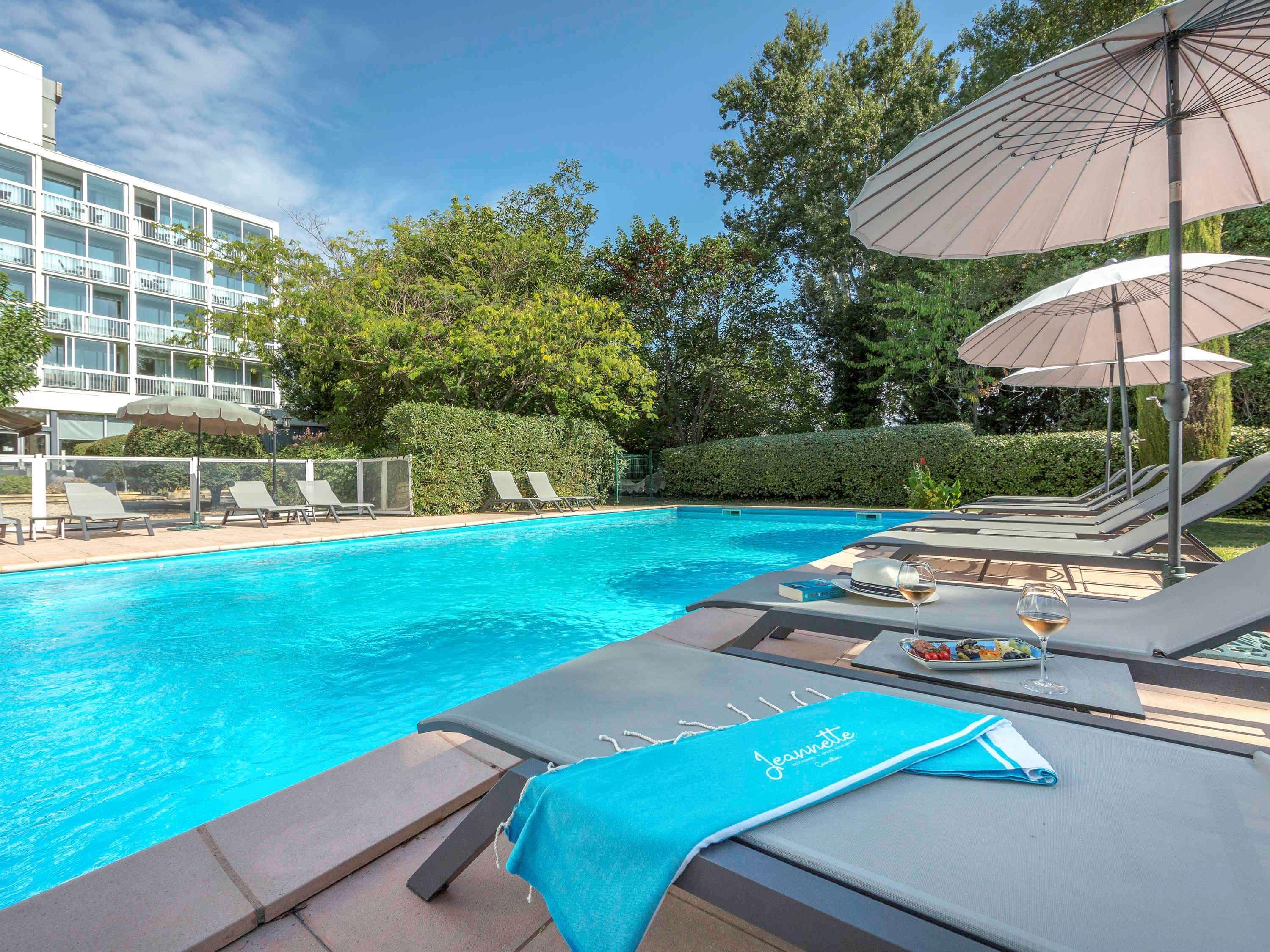 Mercure Кавайон Екстериор снимка