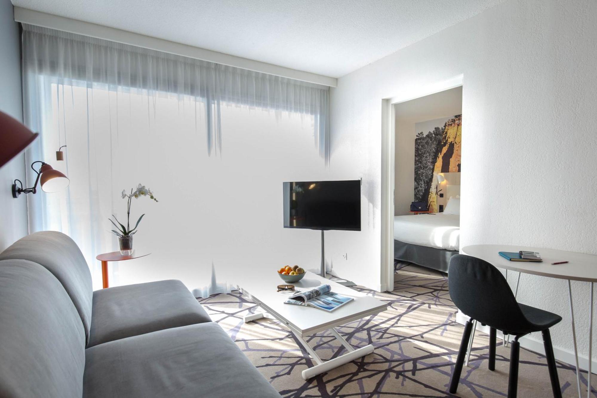 Mercure Кавайон Екстериор снимка